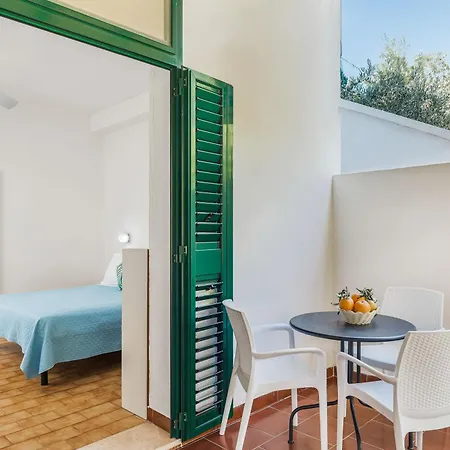 Villaggio Uliveto - Family Experience 罗迪-加尔加尼科