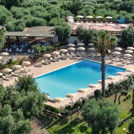Aldeamento Turístico Villaggio Uliveto - Family Experience *